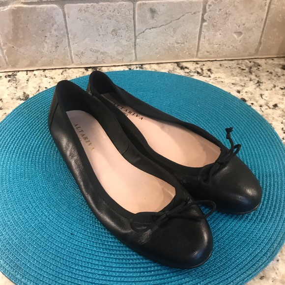 Altariva Roma Black Leather Ballet Flats - Picture 3 of 8